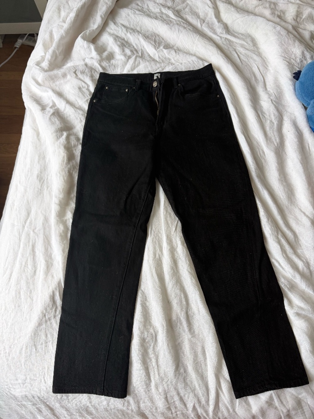 Toteme Twisted Seam Cropped Jeans